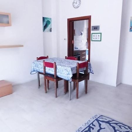 Apartamento Casa Garbein Rímini Exterior foto