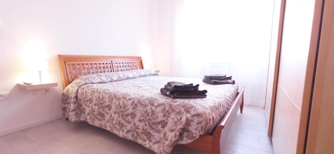 Apartamento Casa Garbein Rímini Exterior foto