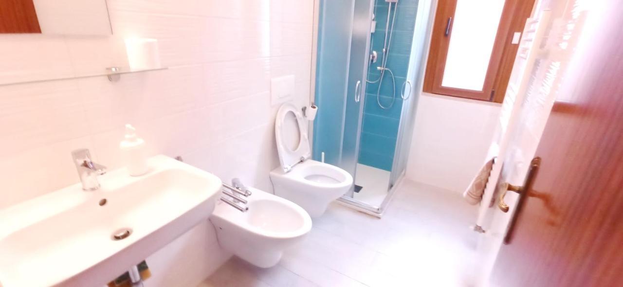 Apartamento Casa Garbein Rímini Exterior foto