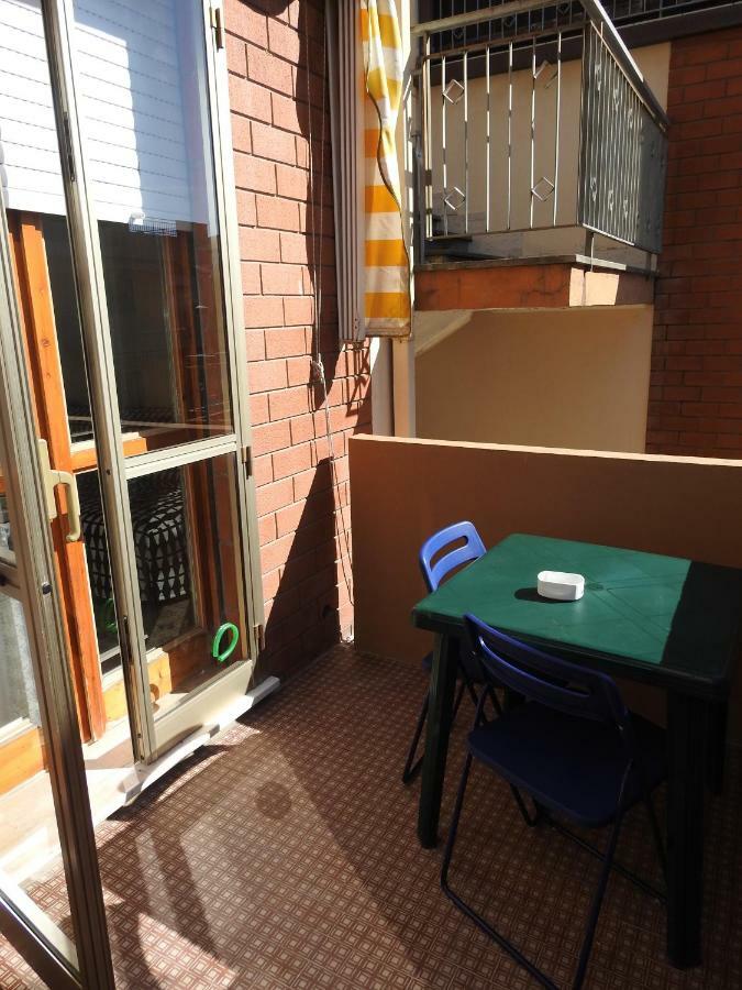 Apartamento Casa Garbein Rímini Exterior foto